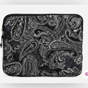 Vera Bradley Laptop Sleeve in Stellar Paisley
